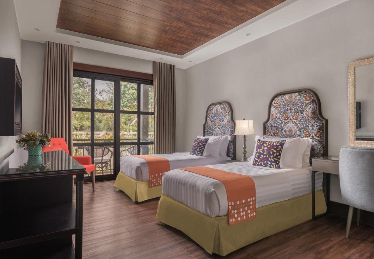 Hillcreek Gardens Tagaytay Hotel Luksuhin Kültér fotó
